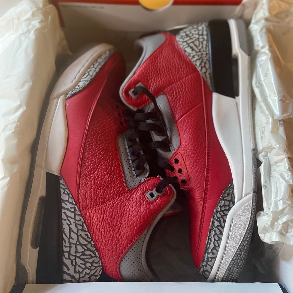 Air Jordan Retro 3s Red Cements